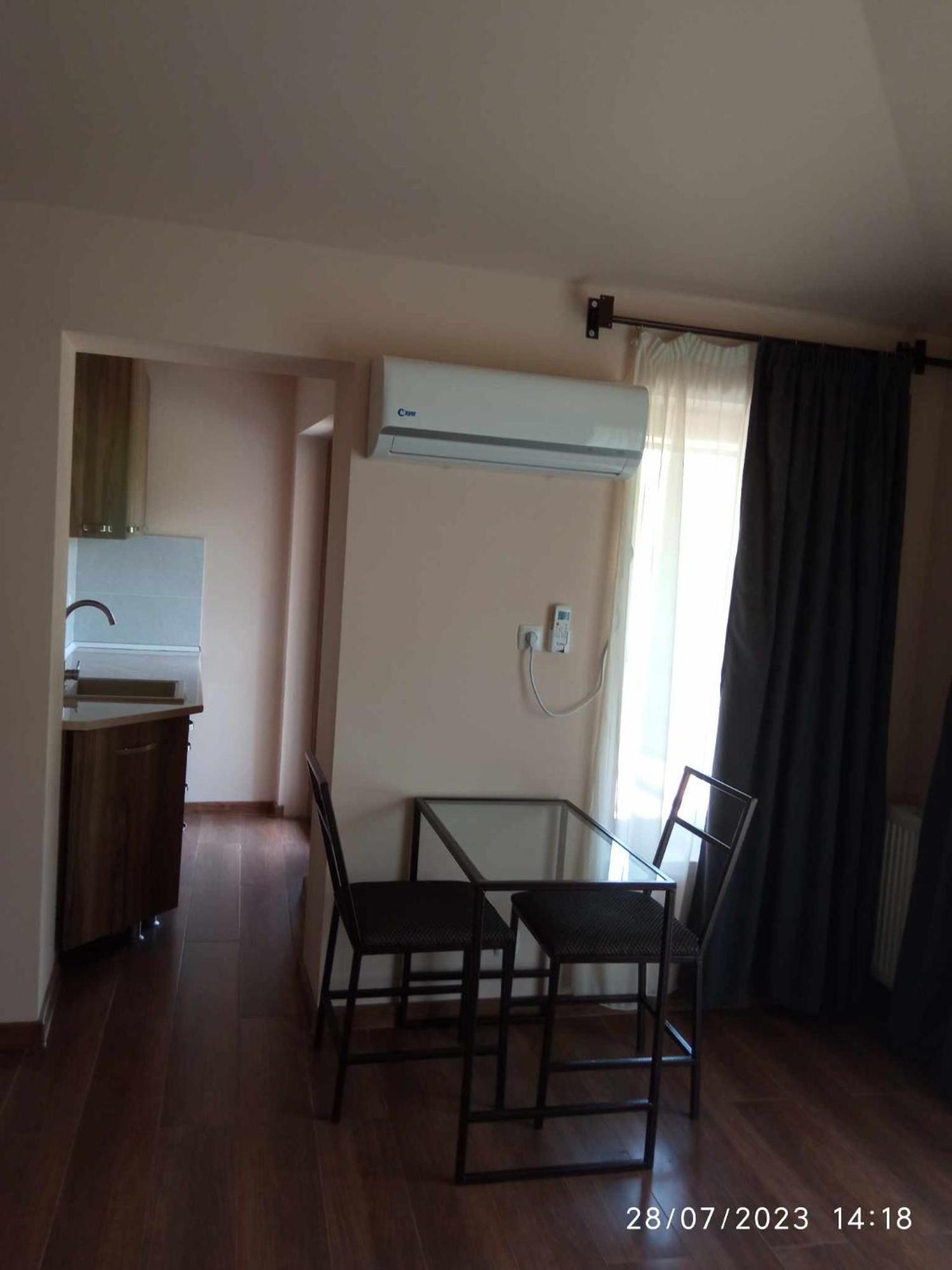 Phudze Hotel Телави Екстериор снимка